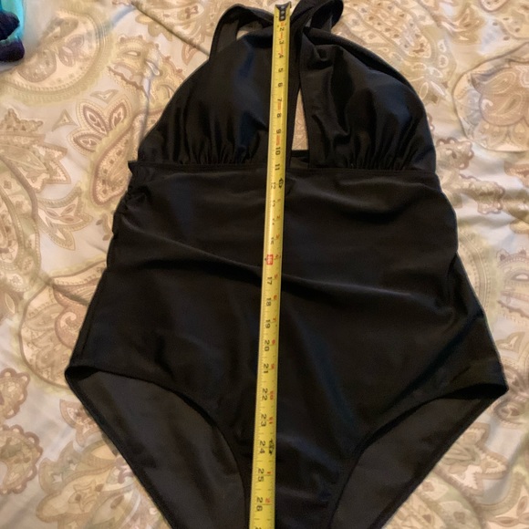 EUC Amazon Swim Suit XL Black with Straw Hat - Picture 4 of 6